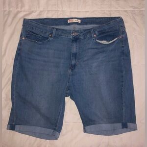 Signature Levi Strauss Bermuda Shorts - Size 18W